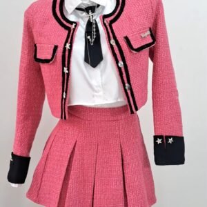 Conjunto Blazer estilo Old Money falda plizada línea negra